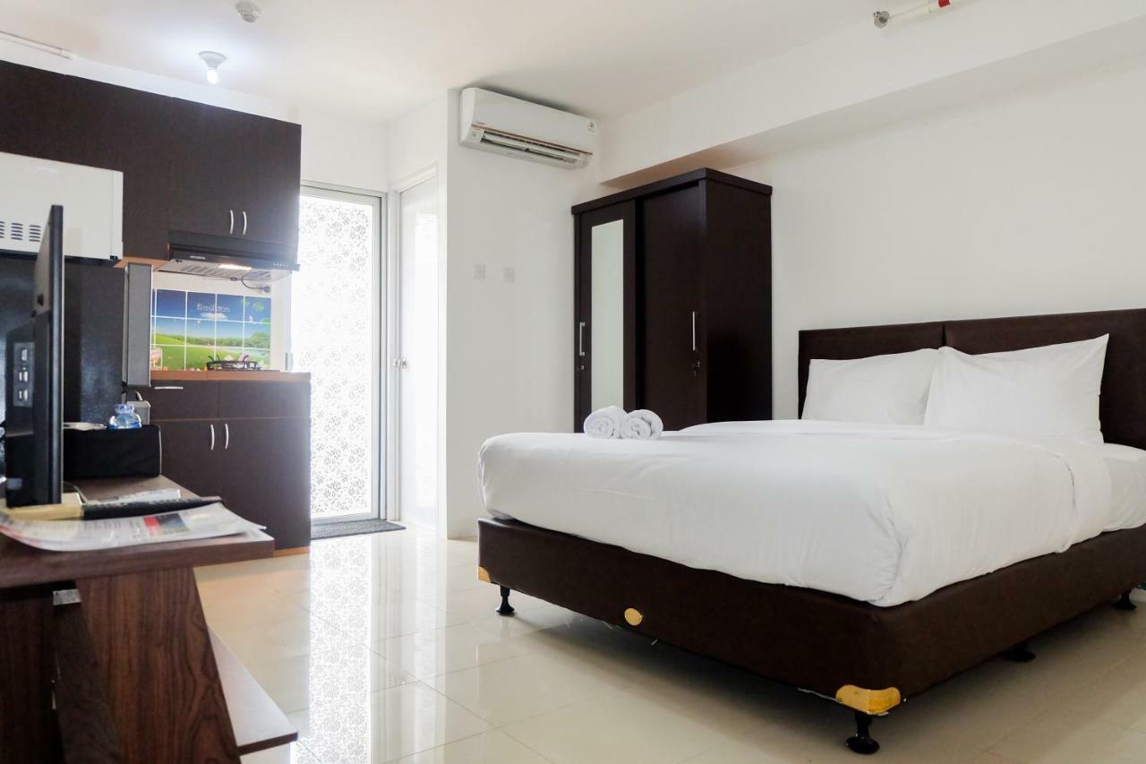 New At Bassura Near Shopping Mall By Travelio Apartment
